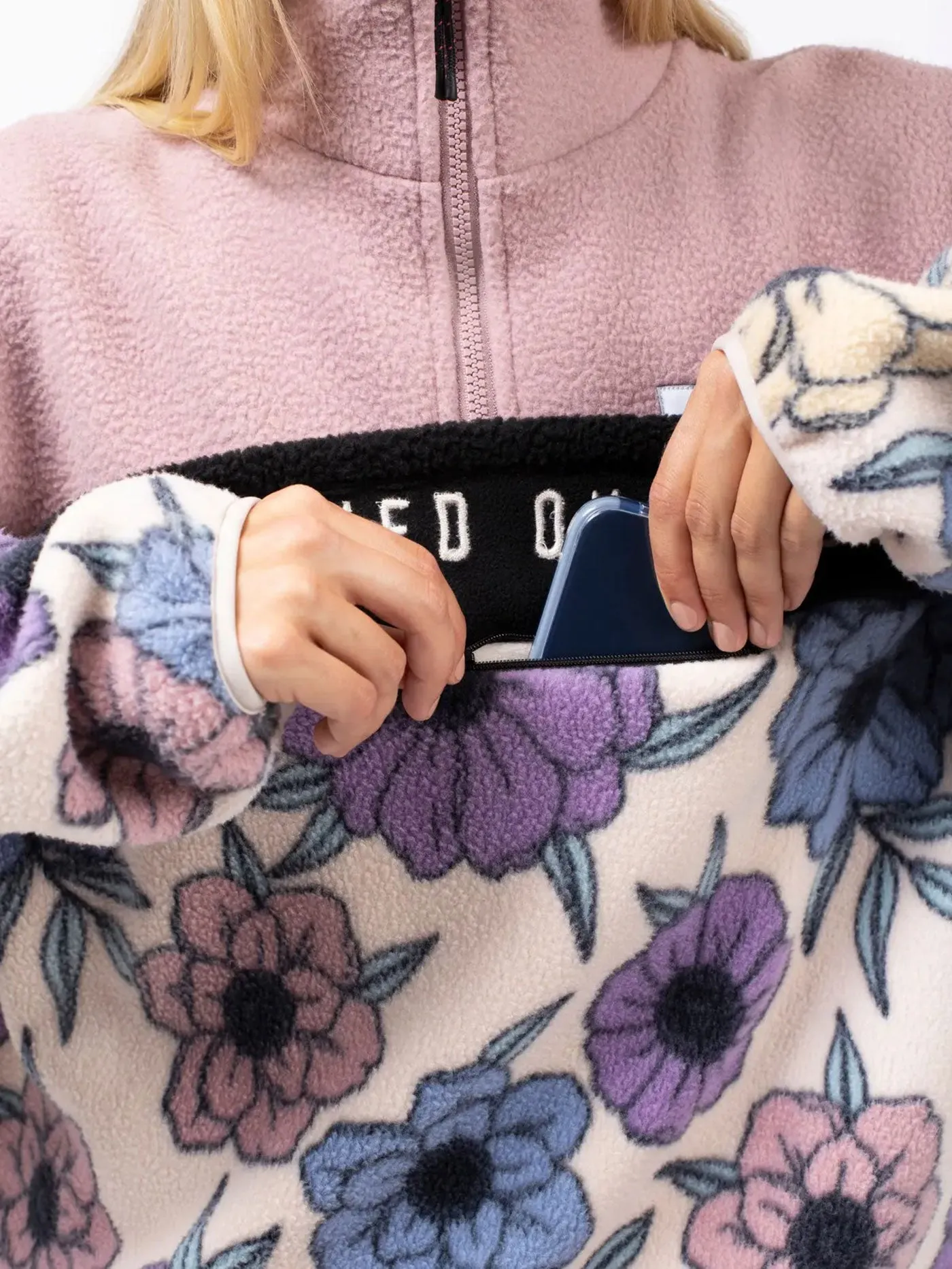 Ball Sherpa Big Flower Polar
