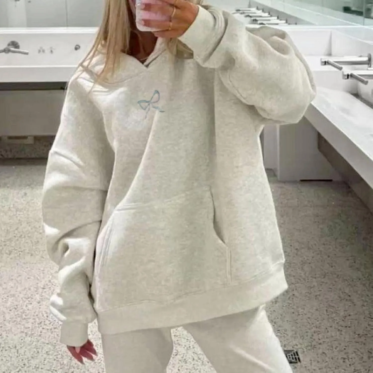 Bow Hoodies For Women Cute Embroidered Graphic Drawstring Hooded Pullover Tops Oversized Loose Fit Sweatshirts