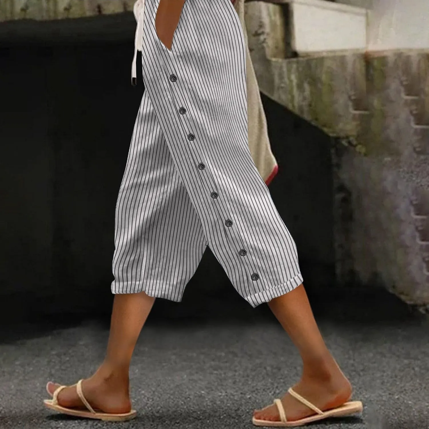Linen Pants Women 2025 Summer Cotton Linen Capri Shorts Trendy Lightweight Drawstring Striped Short Pants with Pocket