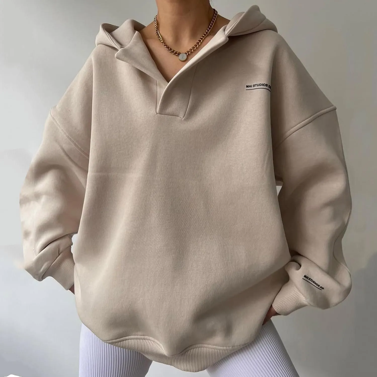 Oversized Hoodie for Women 2024 Fall Fashion Long Sleeve Sweaters Drawstring Pullover Tops with Pockets Sweatshirt