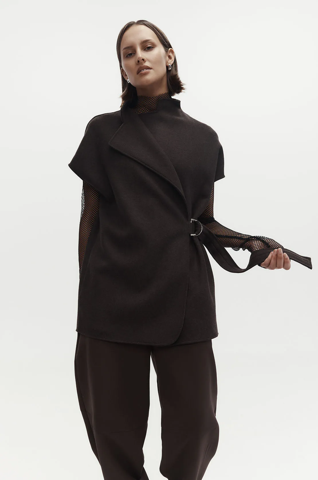 task cape / chocolate marle