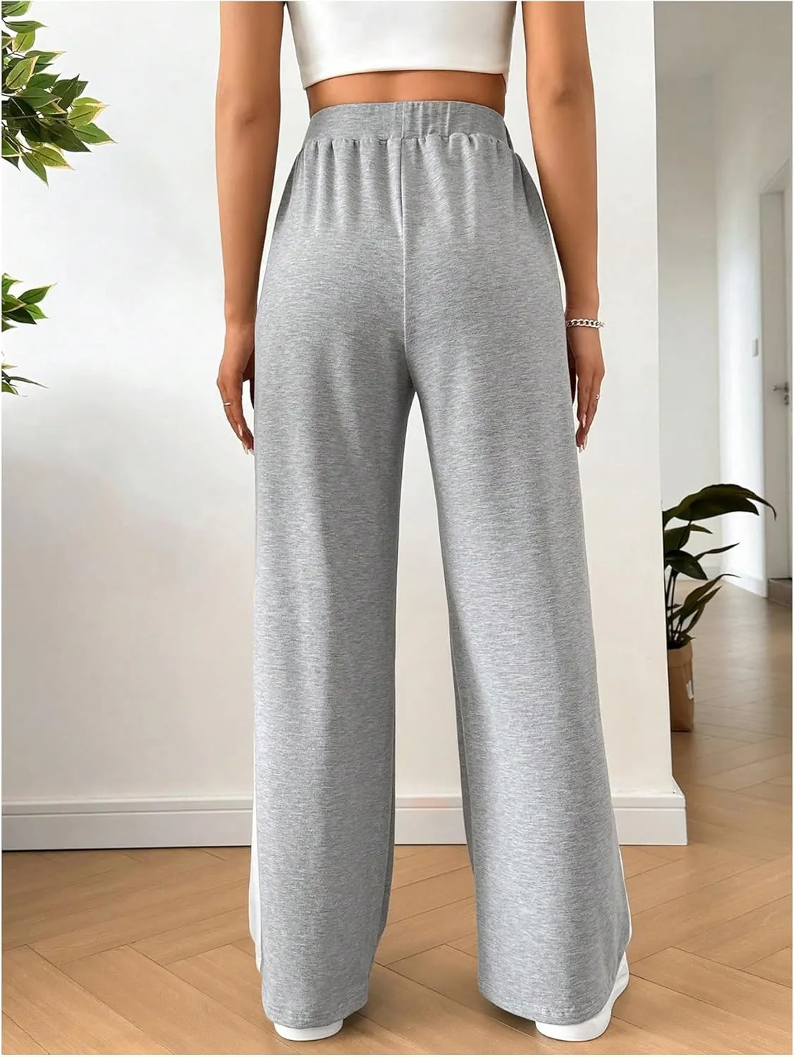 WDIRARA Women's Side Striped Elastic Waist Wide Leg Sweatpants Workout Athletic Long Pants
