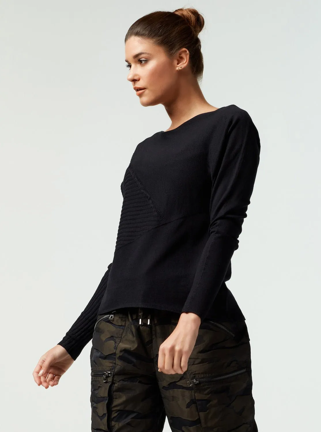 Yolo Pullover Sweater - Black